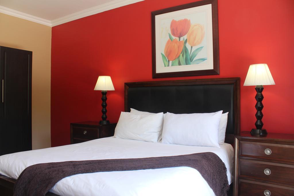 Fairways Hotel Балито Екстериор снимка