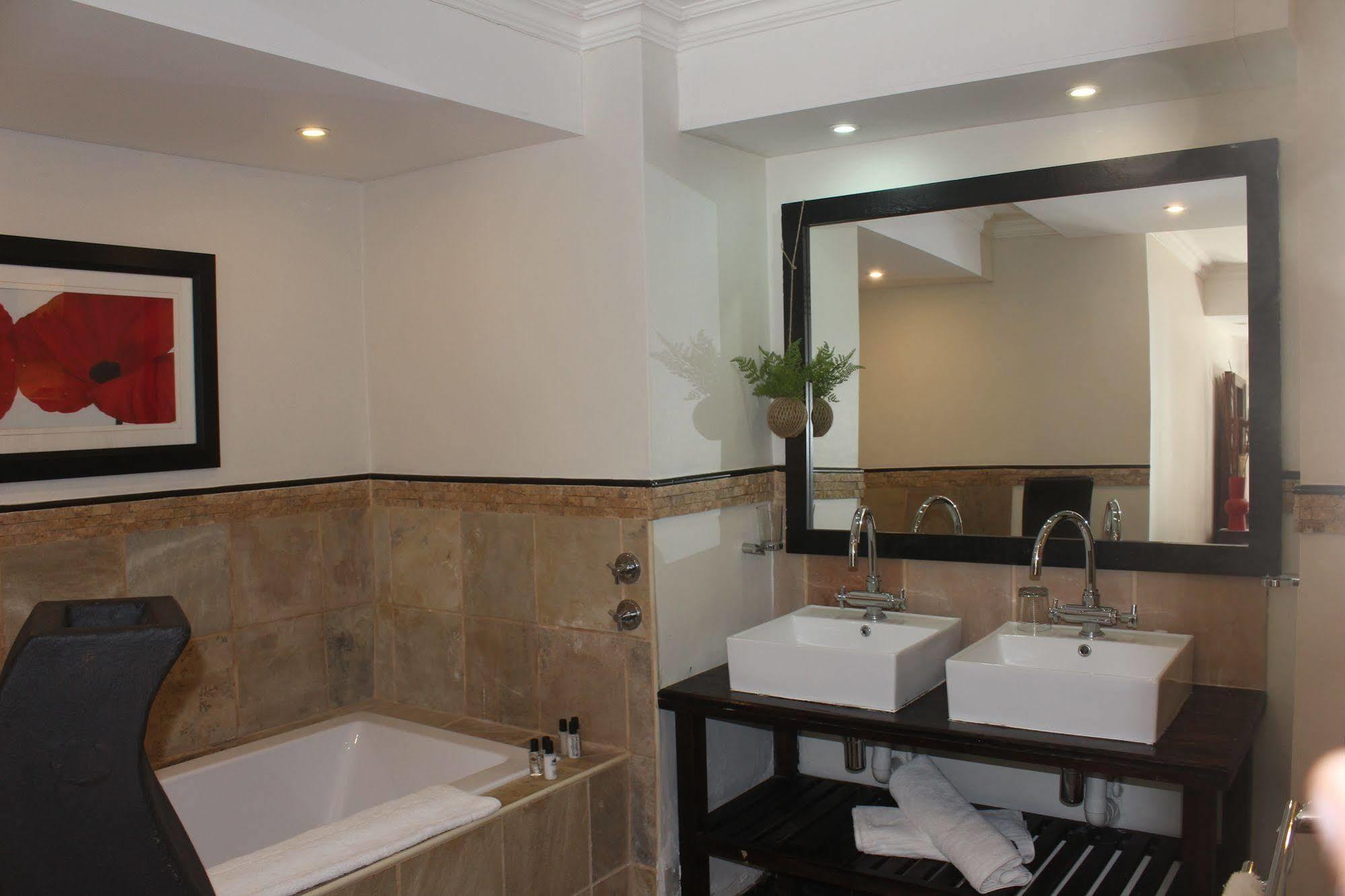 Fairways Hotel Балито Екстериор снимка